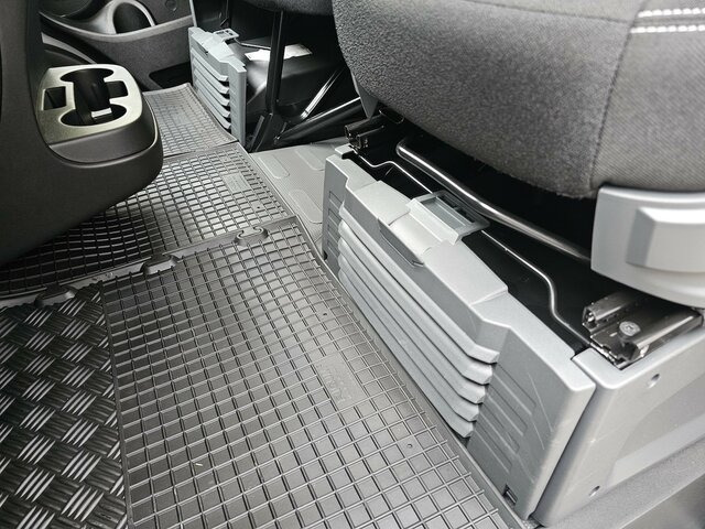 FIAT Ducato 120 L2H1 Premium Kabine + Visibility... - Van kecil: gambar 5 FIAT Ducato 120 L2H1 Premium Kabine + Visibility... - Van kecil: gambar 5