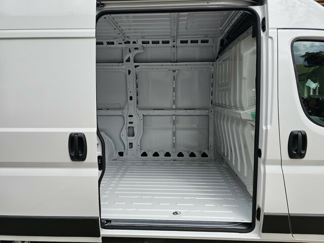 Leasing FIAT Ducato 35 MAXI 140 Serie10-9.2 Modell 2025 L2H2 FIAT Ducato 35 MAXI 140 Serie10-9.2 Modell 2025 L2H2: gambar 15