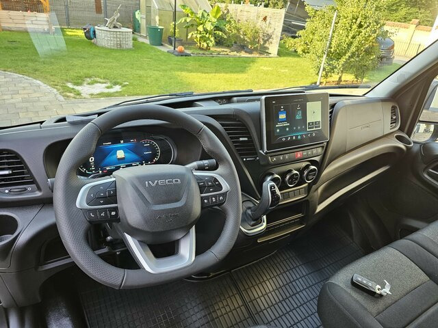 IVECO Daily 35S18HA8V DOKA Hi-Matic 12m³ 2xSchiebetür - Van panel, Van kombi: gambar 5 IVECO Daily 35S18HA8V DOKA Hi-Matic 12m³ 2xSchiebetür - Van panel, Van kombi: gambar 5