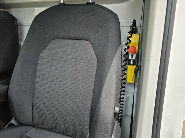 MAN TGE 3.140 Dreiseitenkipper Facelift sofort! - Van jungkit: gambar 4 MAN TGE 3.140 Dreiseitenkipper Facelift sofort! - Van jungkit: gambar 4