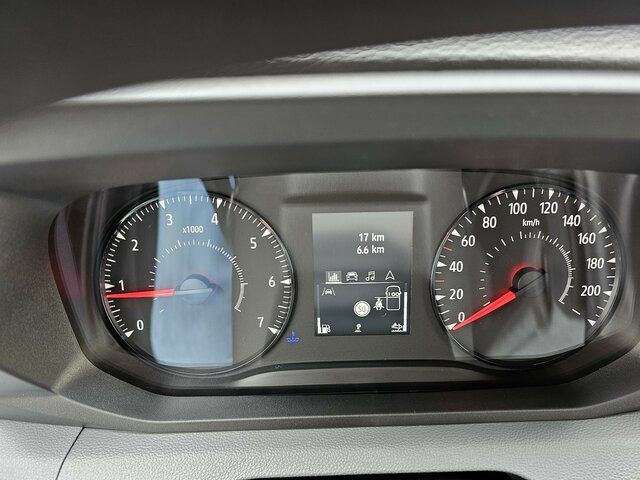 RENAULT Master 170 Koffer LED Kamera 2,33 Höhe sofort! - Van box: gambar 4 RENAULT Master 170 Koffer LED Kamera 2,33 Höhe sofort! - Van box: gambar 4