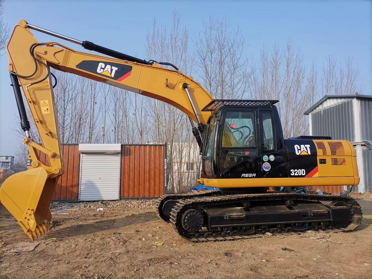 CAT 320DL Excavator - Ekskavator perayap: gambar 1 CAT 320DL Excavator - Ekskavator perayap: gambar 1