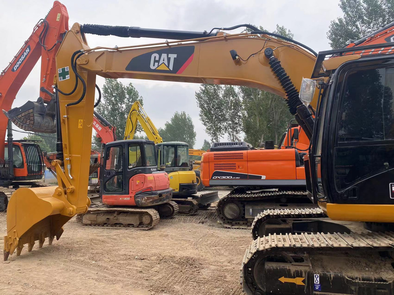 CAT 320DL Excavator - Ekskavator perayap: gambar 4 CAT 320DL Excavator - Ekskavator perayap: gambar 4