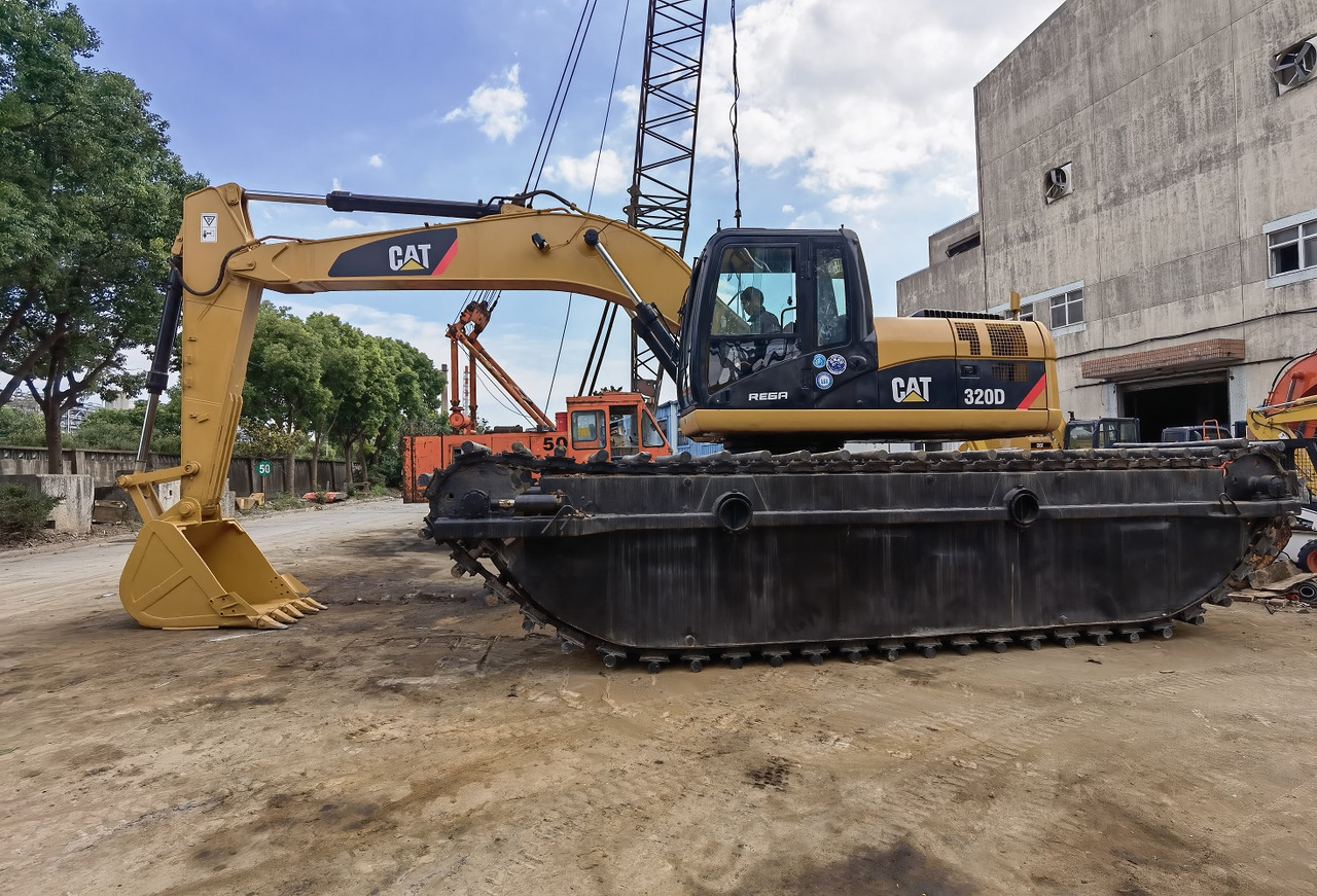 CAT 320DL used amphibious excavator - Ekskavator perayap: gambar 1 CAT 320DL used amphibious excavator - Ekskavator perayap: gambar 1