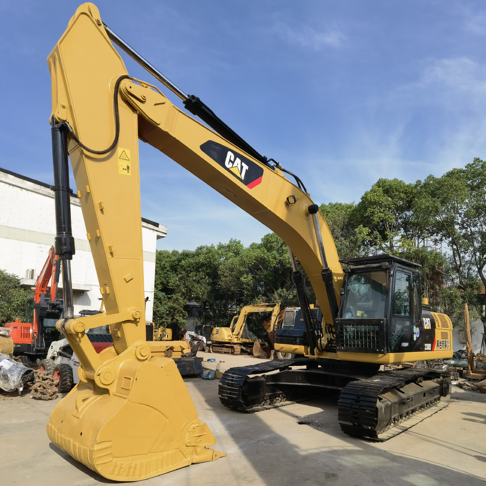 CAT 330D Excavator - Ekskavator perayap: gambar 1 CAT 330D Excavator - Ekskavator perayap: gambar 1