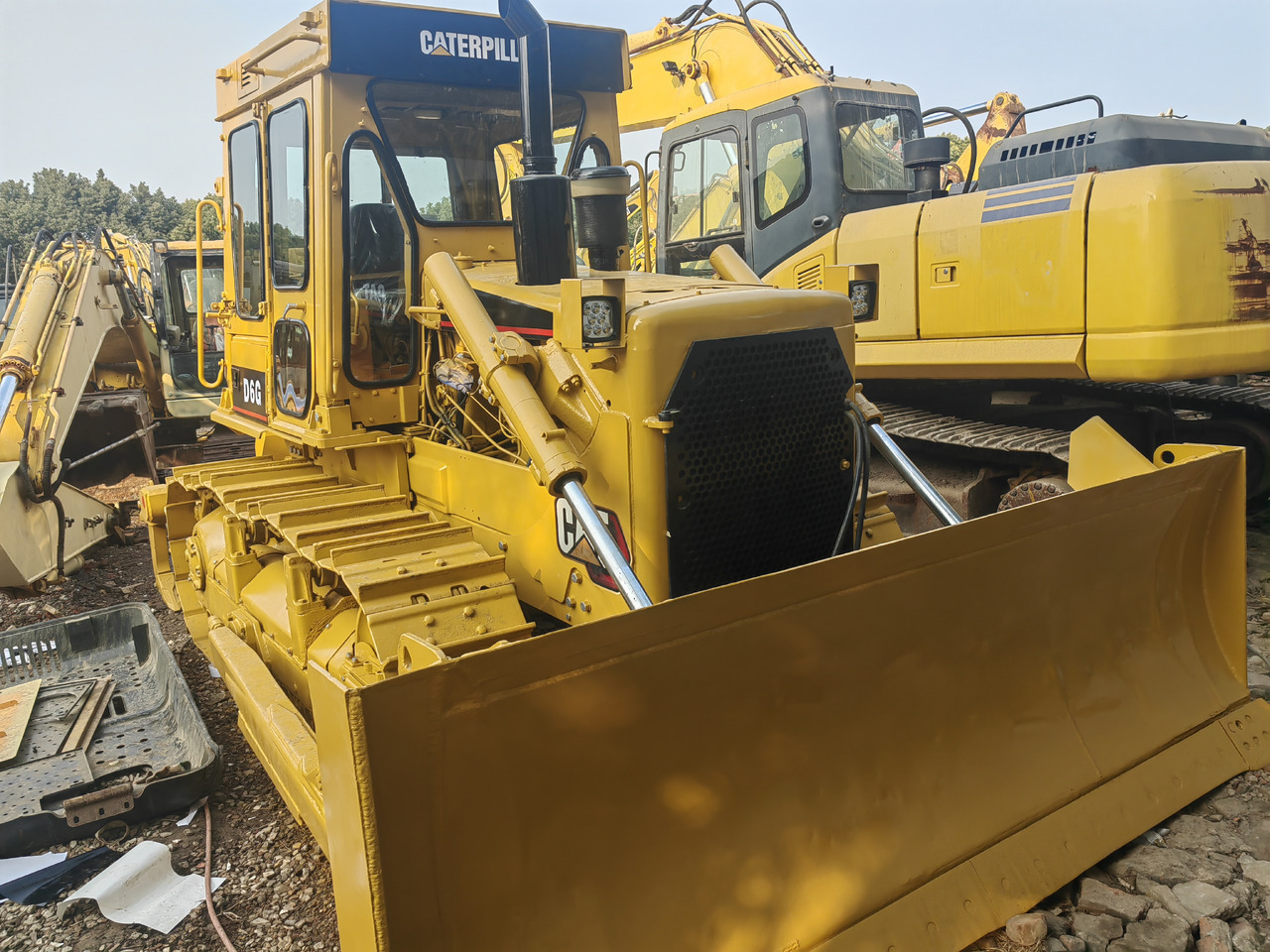 CAT D6G Bulldozer - Bulldozer: gambar 3 CAT D6G Bulldozer - Bulldozer: gambar 3