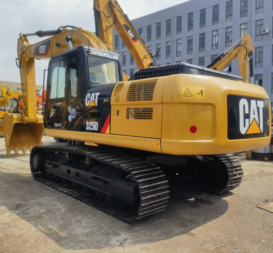 CATERPILLAR CAT 325D Excavator - Ekskavator perayap: gambar 2 CATERPILLAR CAT 325D Excavator - Ekskavator perayap: gambar 2