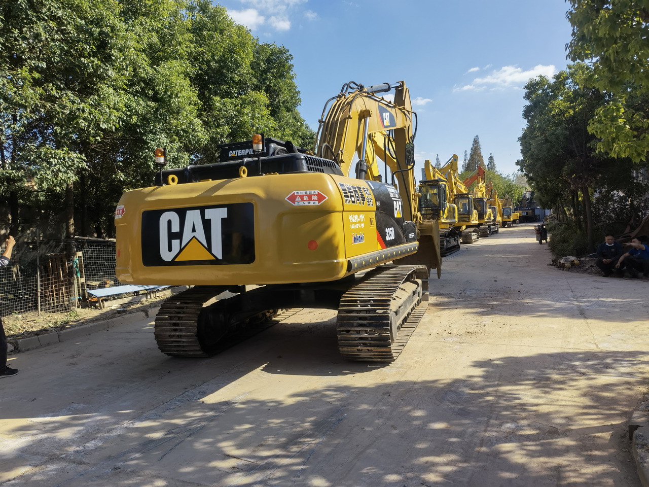 CATERPILLAR CAT 325D Excavator - Ekskavator perayap: gambar 5 CATERPILLAR CAT 325D Excavator - Ekskavator perayap: gambar 5