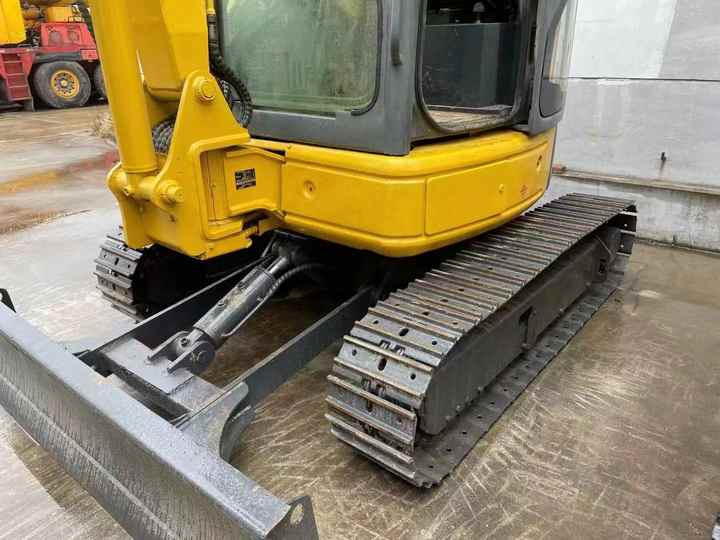 Competitive Price Used Komatsu Excavator PC35 PC55MR2 excellent condition Komatsu pc35mr Excavator - Ekskavator perayap: gambar 5 Competitive Price Used Komatsu Excavator PC35 PC55MR2 excellent condition Komatsu pc35mr Excavator - Ekskavator perayap: gambar 5