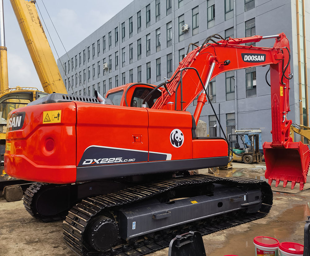 DOOSAN Doosan DX225LC Crawler excavator - Ekskavator perayap: gambar 2 DOOSAN Doosan DX225LC Crawler excavator - Ekskavator perayap: gambar 2