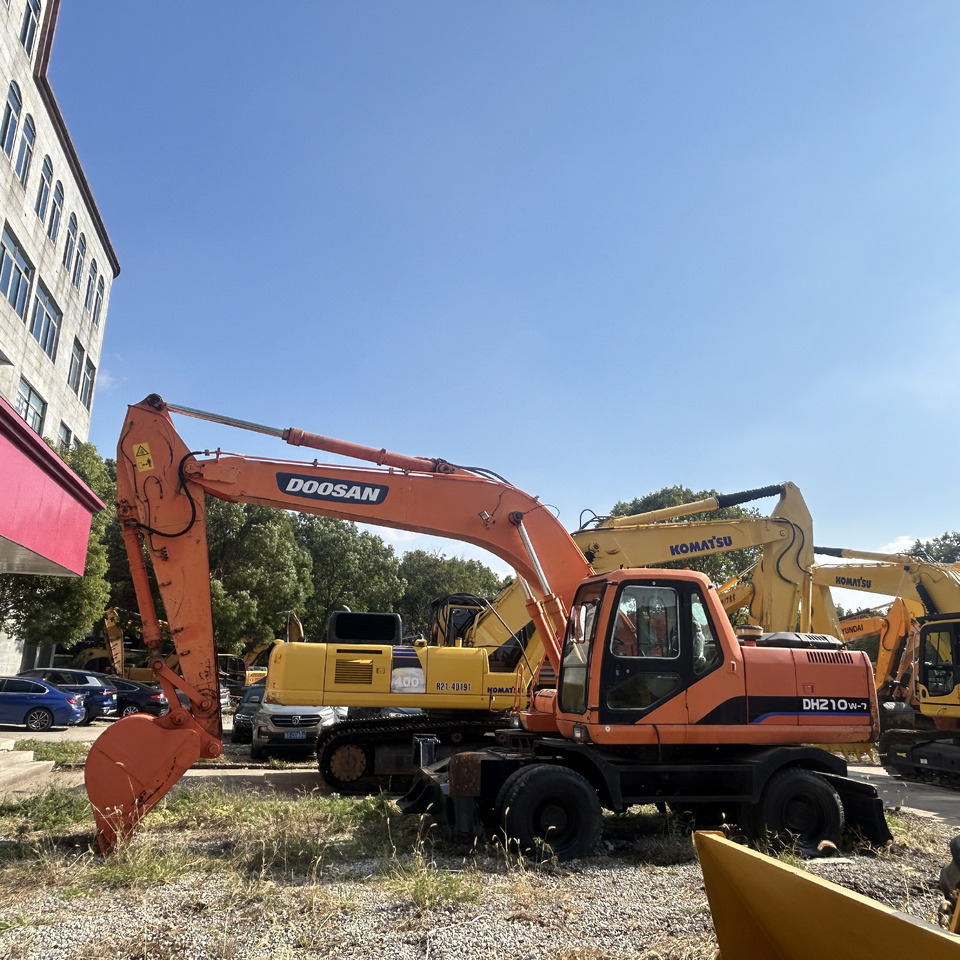 Doosan DH210w-7 wheel excavator - Ekskavator roda: gambar 1 Doosan DH210w-7 wheel excavator - Ekskavator roda: gambar 1