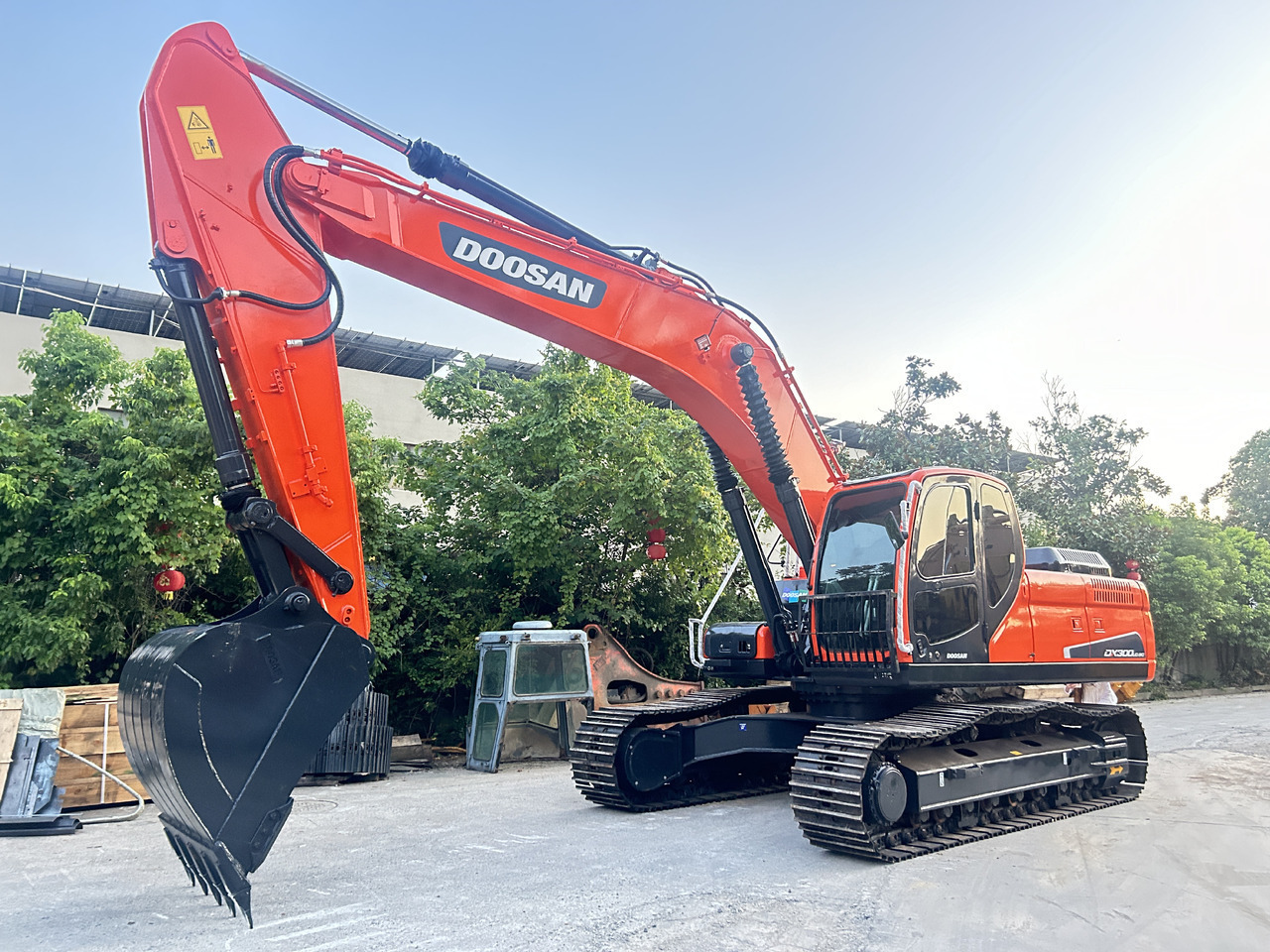 Doosan DX300LC Crawler Excavator - Ekskavator perayap: gambar 3 Doosan DX300LC Crawler Excavator - Ekskavator perayap: gambar 3