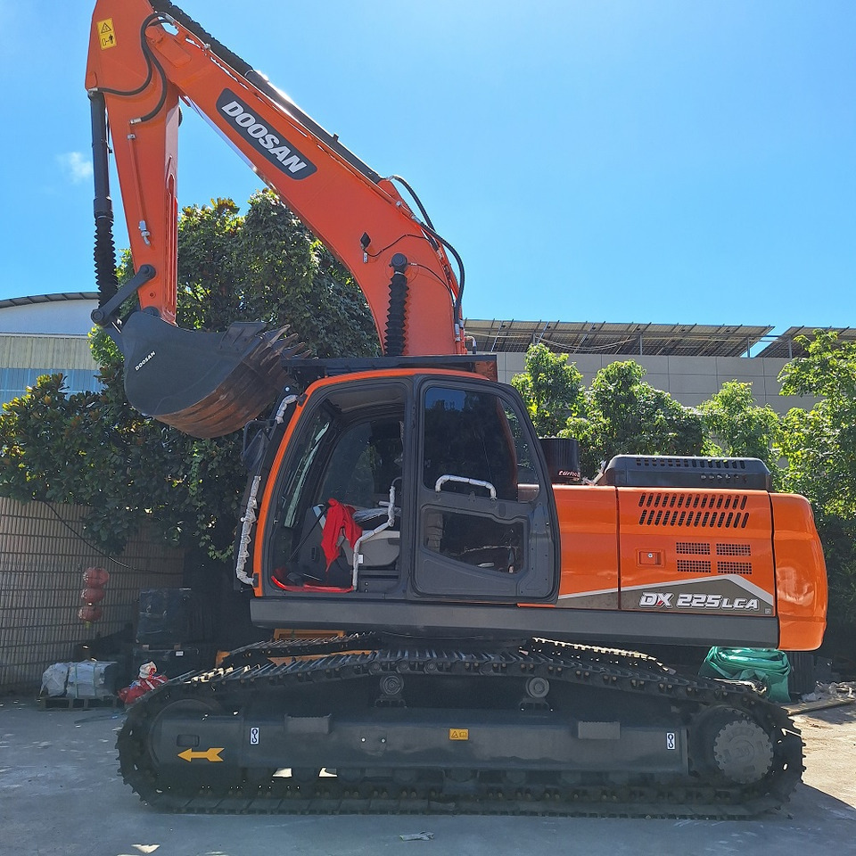 Doosan Dx225LCA Crawler Excavator - Ekskavator perayap: gambar 3 Doosan Dx225LCA Crawler Excavator - Ekskavator perayap: gambar 3