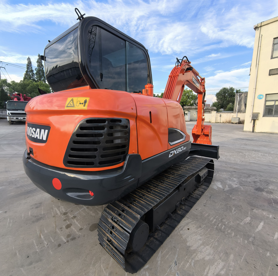Doosan Dx60 Crawler Excavator - Ekskavator perayap: gambar 1 Doosan Dx60 Crawler Excavator - Ekskavator perayap: gambar 1