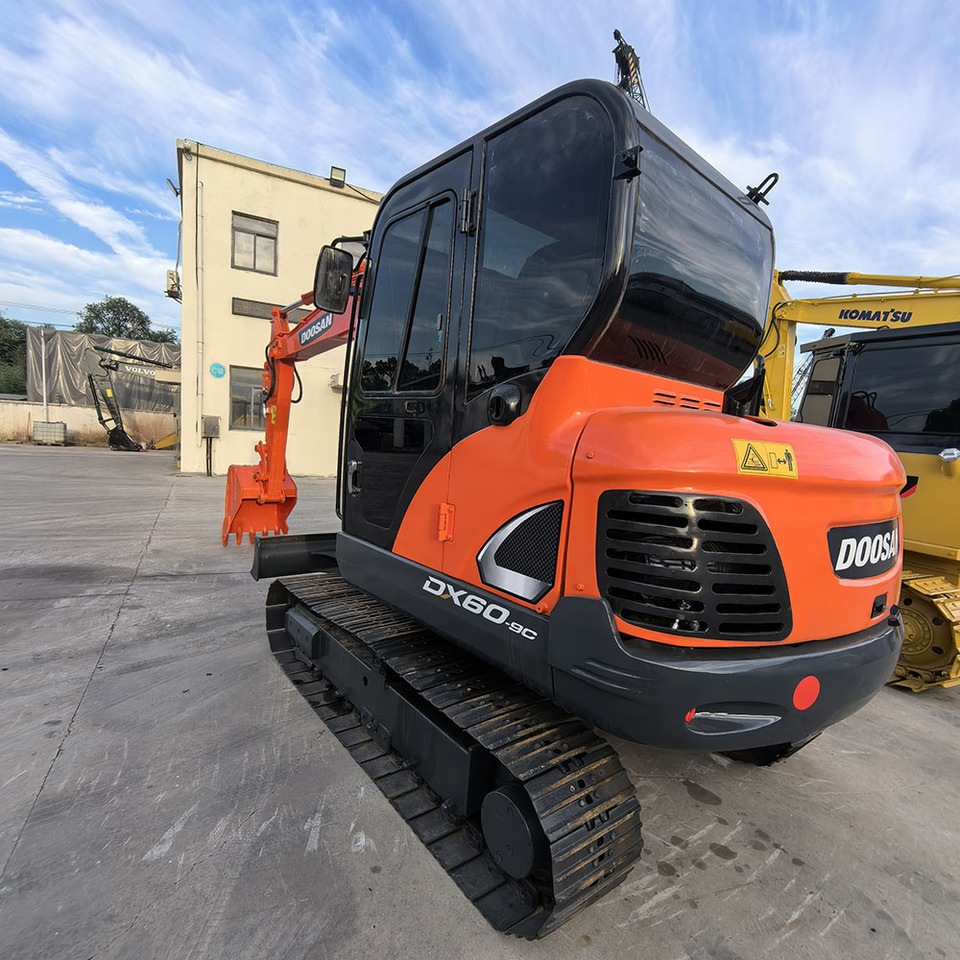 Doosan Dx60 Crawler Excavator - Ekskavator perayap: gambar 4 Doosan Dx60 Crawler Excavator - Ekskavator perayap: gambar 4