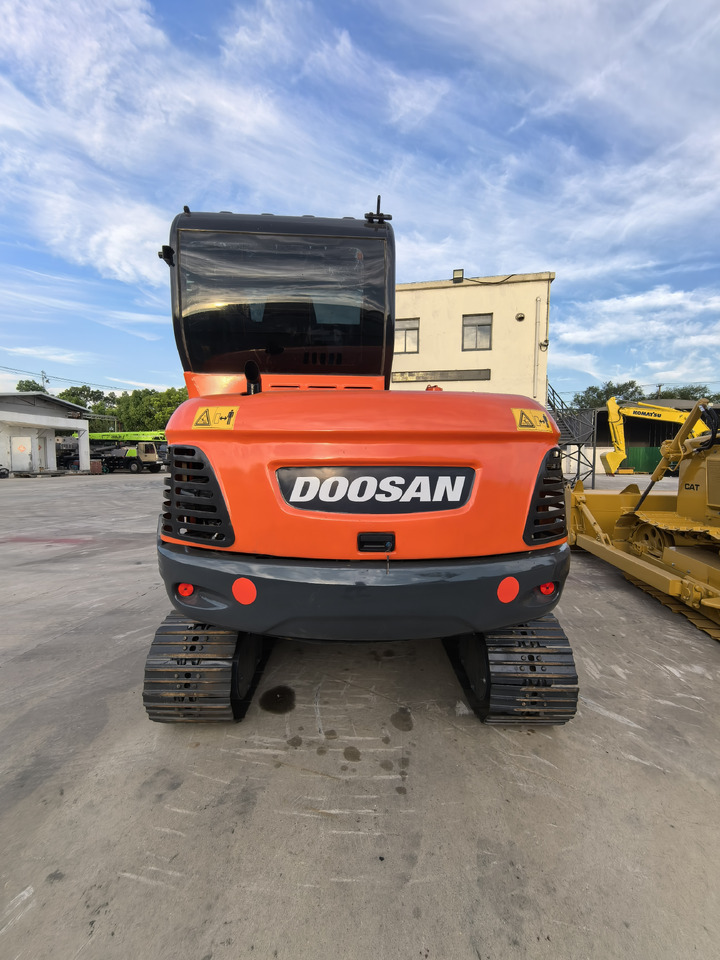 Doosan Dx60 Crawler Excavator - Ekskavator perayap: gambar 5 Doosan Dx60 Crawler Excavator - Ekskavator perayap: gambar 5