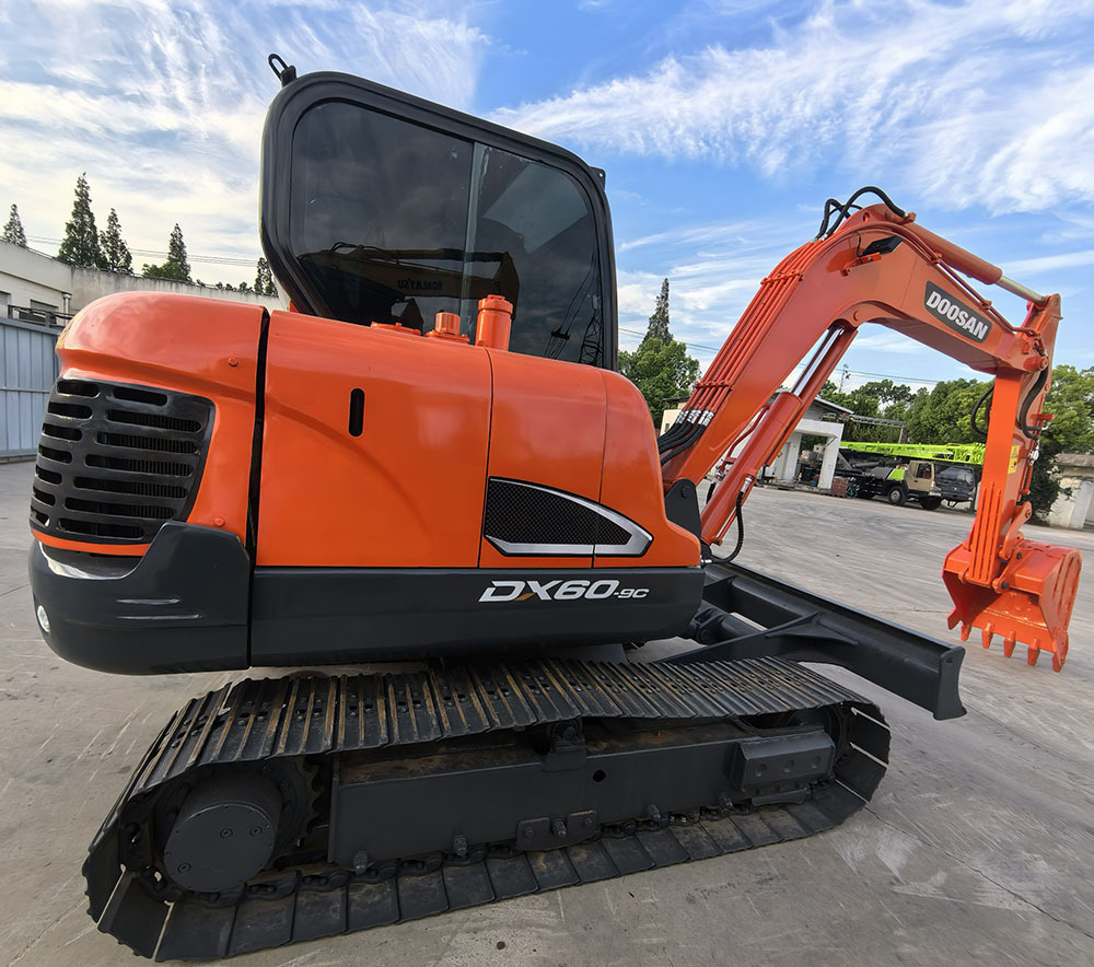 Doosan Dx60 Crawler Excavator - Ekskavator perayap: gambar 1 Doosan Dx60 Crawler Excavator - Ekskavator perayap: gambar 1