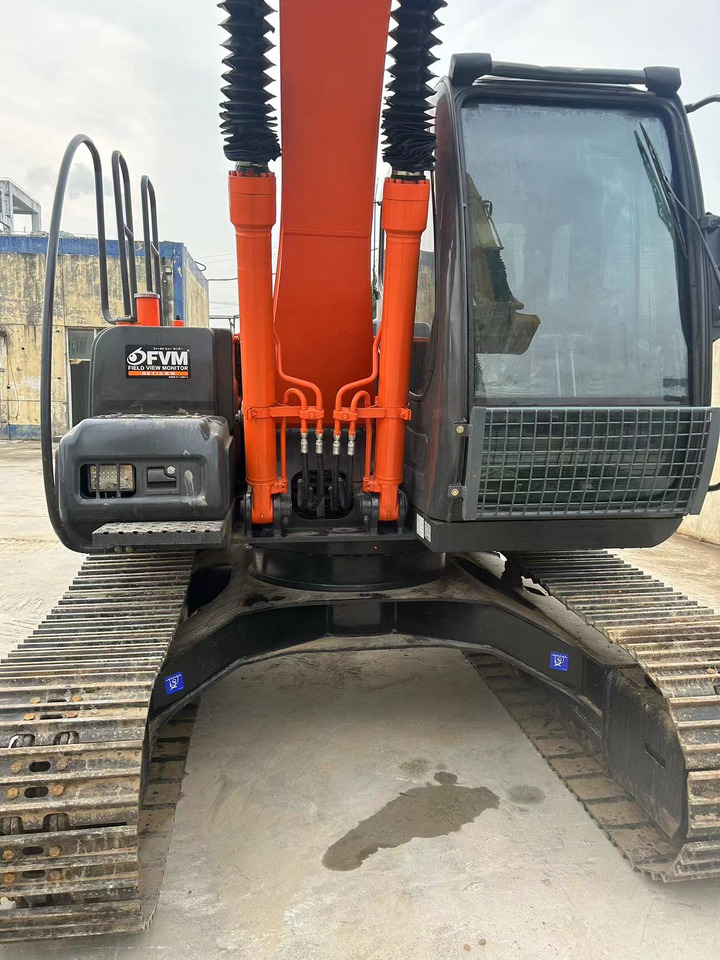 Hitachi ZX120-6 Excavator - Ekskavator perayap: gambar 3 Hitachi ZX120-6 Excavator - Ekskavator perayap: gambar 3