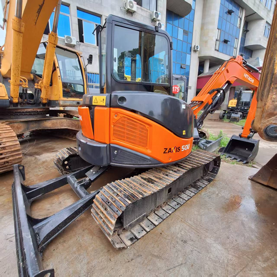 Hitachi ZX50 Excavator - Ekskavator perayap: gambar 3 Hitachi ZX50 Excavator - Ekskavator perayap: gambar 3