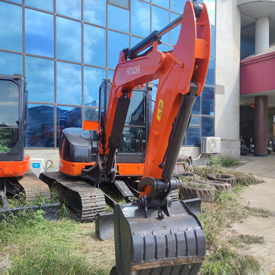 Hitachi ZX50 Excavator - Ekskavator perayap: gambar 5 Hitachi ZX50 Excavator - Ekskavator perayap: gambar 5