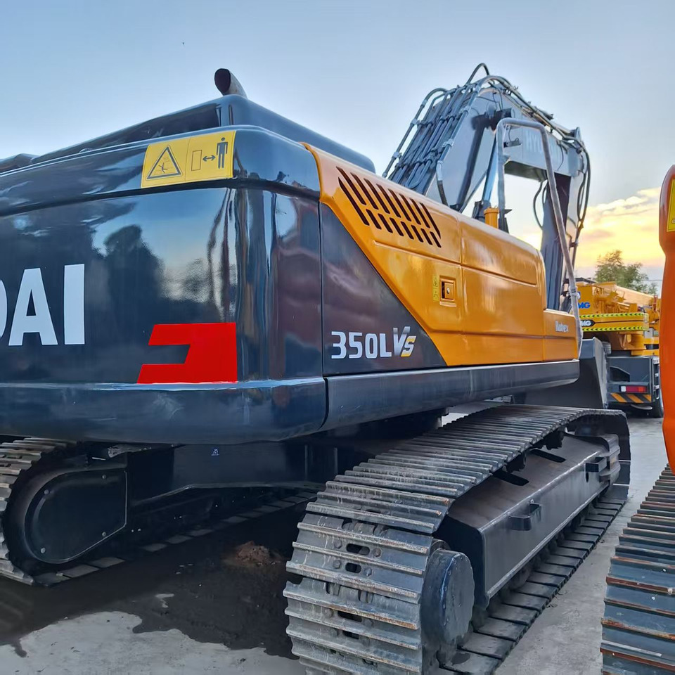 Hyundai 350LVS excavator - Ekskavator roda: gambar 2 Hyundai 350LVS excavator - Ekskavator roda: gambar 2