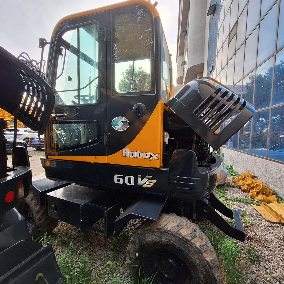 Hyundai 60vs excavator - Ekskavator roda: gambar 2 Hyundai 60vs excavator - Ekskavator roda: gambar 2