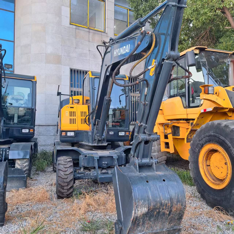Hyundai 60wvs excavator - Ekskavator roda: gambar 4 Hyundai 60wvs excavator - Ekskavator roda: gambar 4