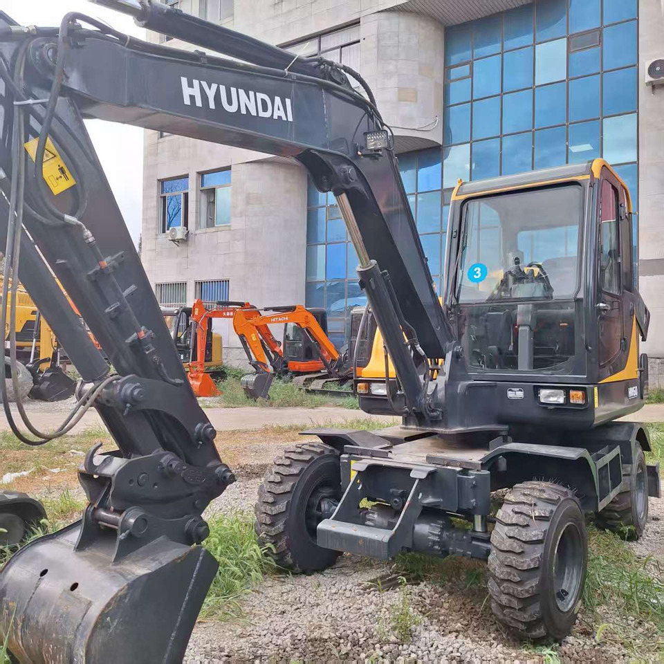 Hyundai HW60 excavator - Ekskavator roda: gambar 3 Hyundai HW60 excavator - Ekskavator roda: gambar 3