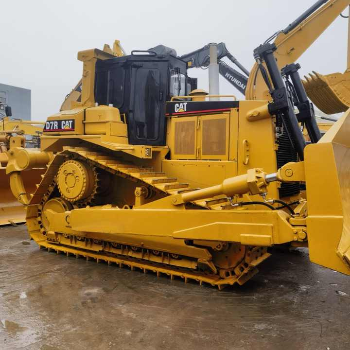 Japan Original used CAT D7R dozer used cat bulldozer with good condition and high performance in stock - Bulldozer: gambar 3 Japan Original used CAT D7R dozer used cat bulldozer with good condition and high performance in stock - Bulldozer: gambar 3