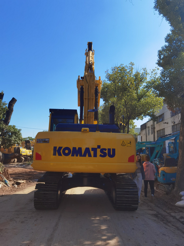 Komatsu PC200-8 Excavator - Ekskavator perayap: gambar 5 Komatsu PC200-8 Excavator - Ekskavator perayap: gambar 5