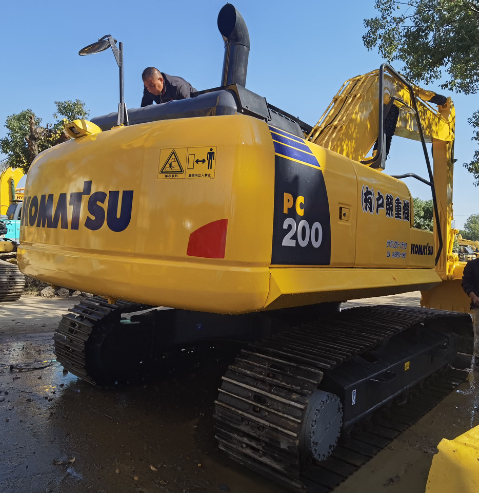 Komatsu PC200-8 Excavator - Ekskavator perayap: gambar 2 Komatsu PC200-8 Excavator - Ekskavator perayap: gambar 2