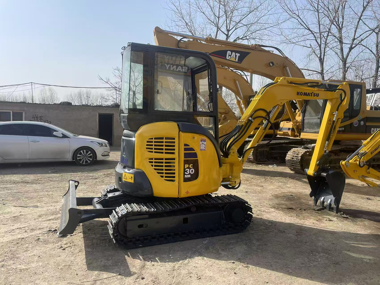 Komatsu PC30 Excavator - Ekskavator perayap: gambar 4 Komatsu PC30 Excavator - Ekskavator perayap: gambar 4