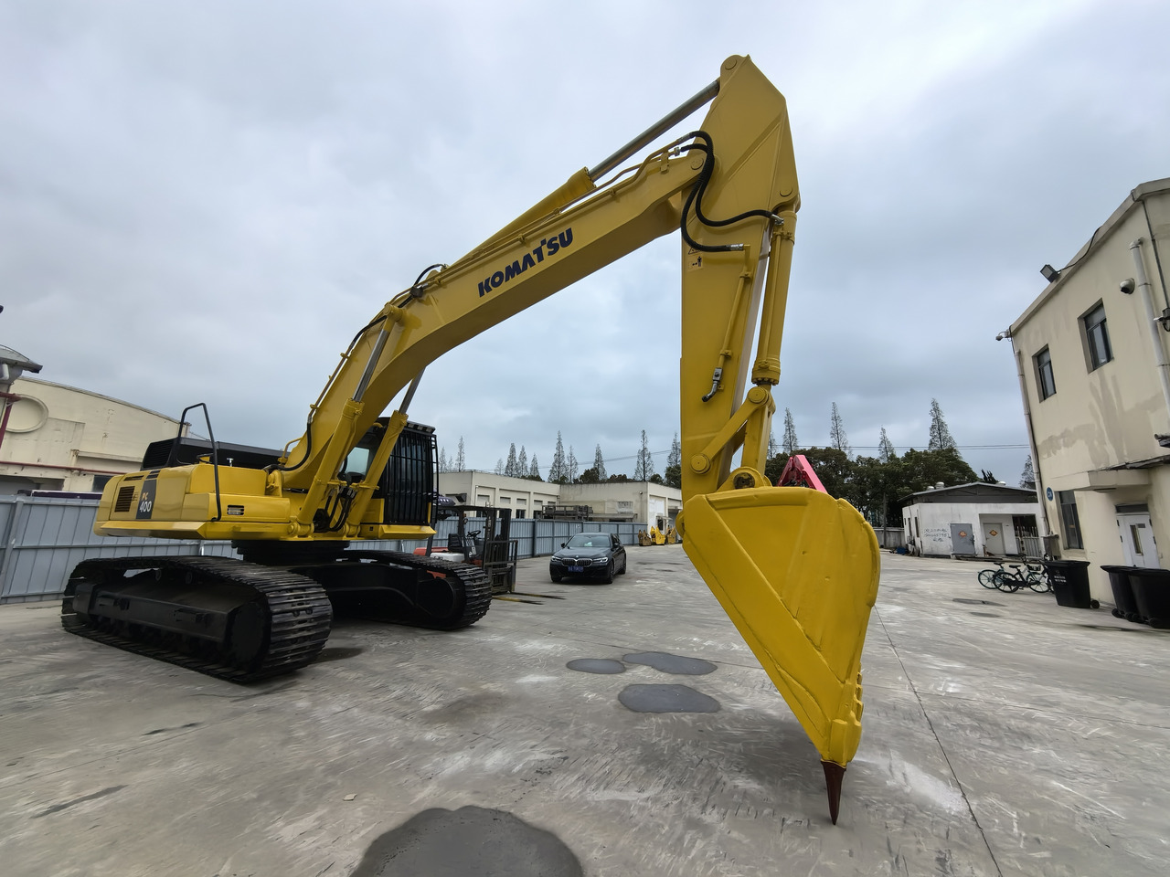 Komatsu PC400-8 Excavator - Ekskavator perayap: gambar 1 Komatsu PC400-8 Excavator - Ekskavator perayap: gambar 1