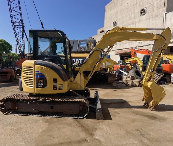 Komatsu PC55 - Ekskavator mini: gambar 1 Komatsu PC55 - Ekskavator mini: gambar 1