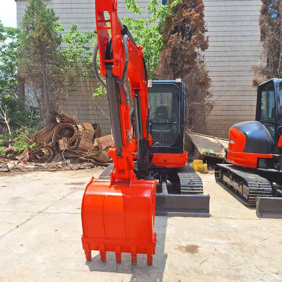 Kubota KX155-3 Excavator - Ekskavator mini: gambar 1 Kubota KX155-3 Excavator - Ekskavator mini: gambar 1