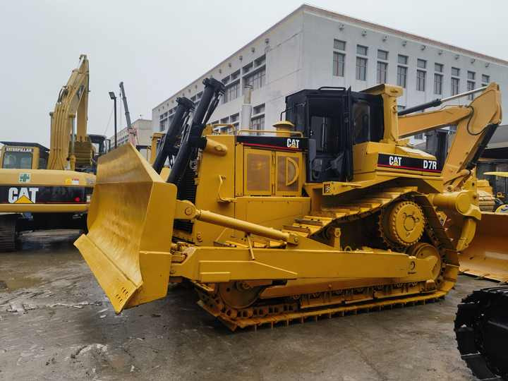 Original Japan Second Hand Construction Machinery Caterpillar D7R Bulldozer with price discount for sale - Bulldozer: gambar 3 Original Japan Second Hand Construction Machinery Caterpillar D7R Bulldozer with price discount for sale - Bulldozer: gambar 3