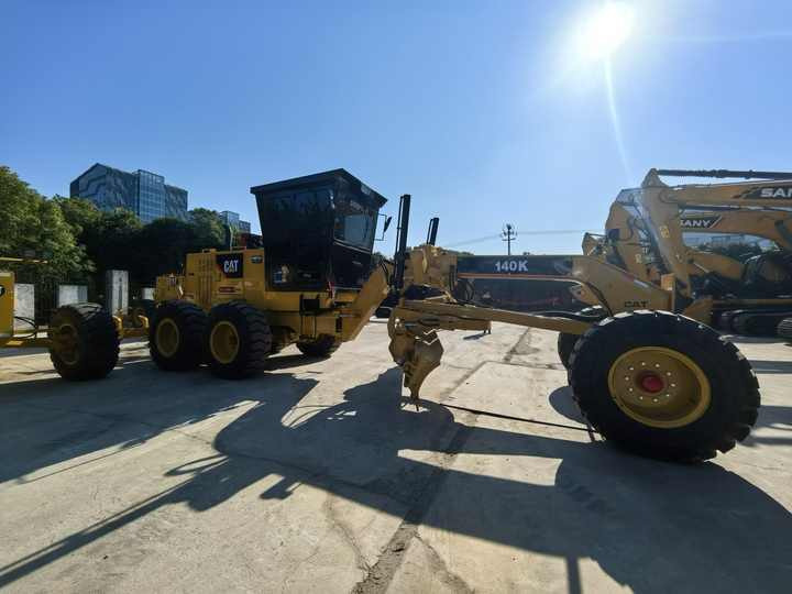 Original cat 140H 140G 140K motor grader used Caterpillar 140k grader machine used for sale - Grader: gambar 2 Original cat 140H 140G 140K motor grader used Caterpillar 140k grader machine used for sale - Grader: gambar 2