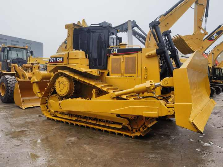 Used CAT D7R crawler bulldozer second hand heavy duty equipment construction bulldozers for sale - Bulldozer: gambar 5 Used CAT D7R crawler bulldozer second hand heavy duty equipment construction bulldozers for sale - Bulldozer: gambar 5