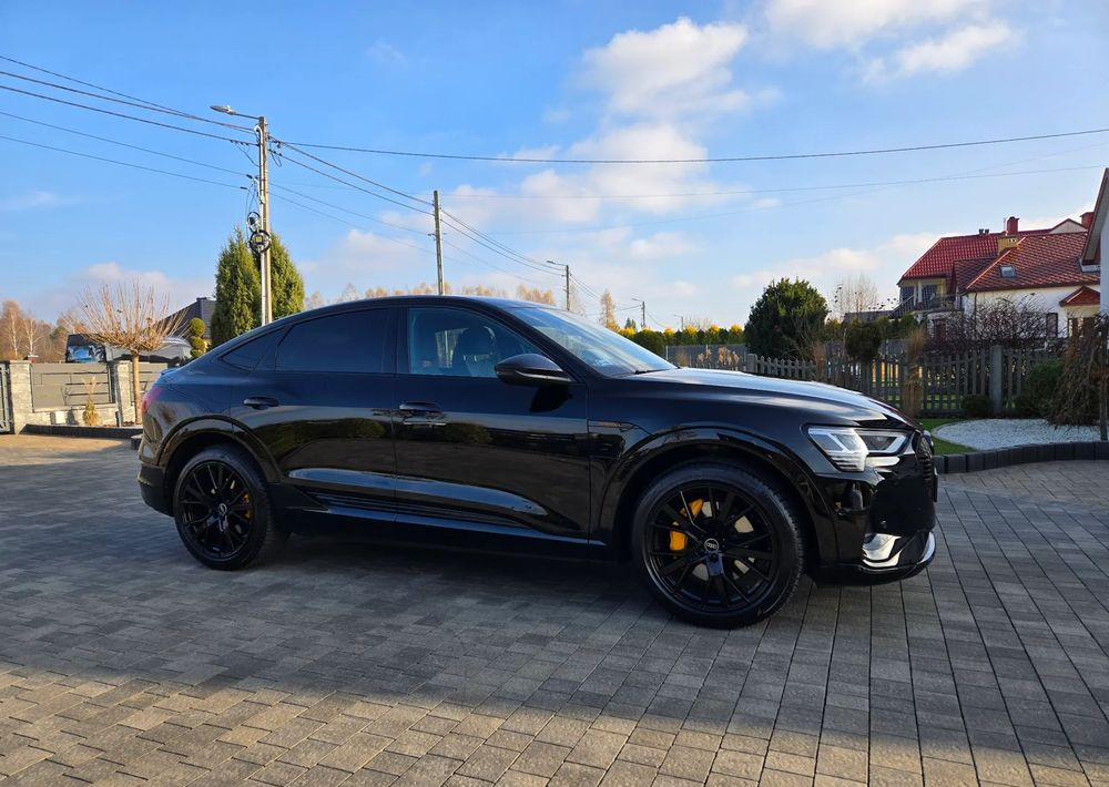 Audi e-tron 55 Quattro S Line - Mobil sedan: gambar 3 Audi e-tron 55 Quattro S Line - Mobil sedan: gambar 3