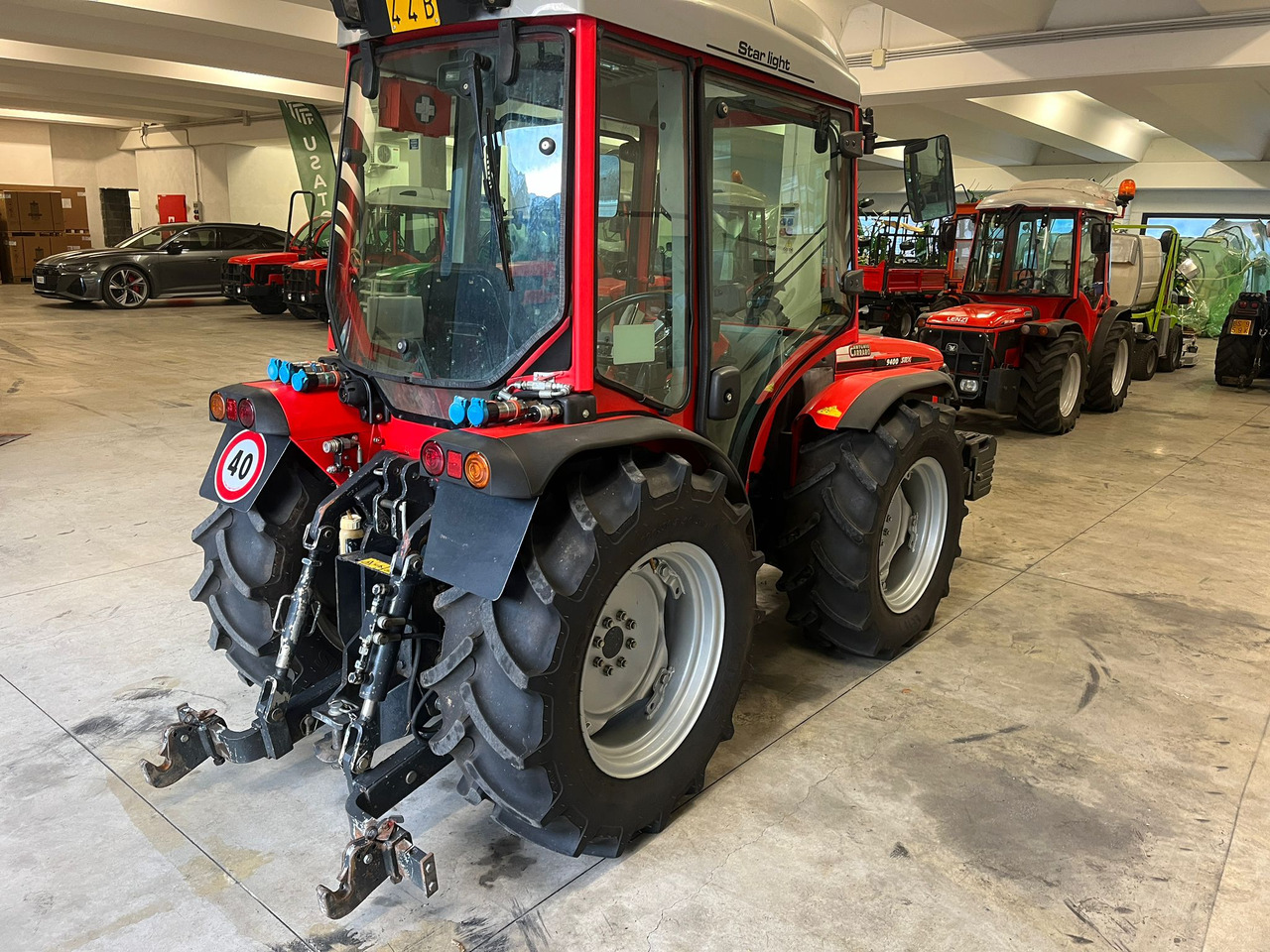 ANTONIO CARRARO SRX 9400 - Traktor: gambar 5 ANTONIO CARRARO SRX 9400 - Traktor: gambar 5