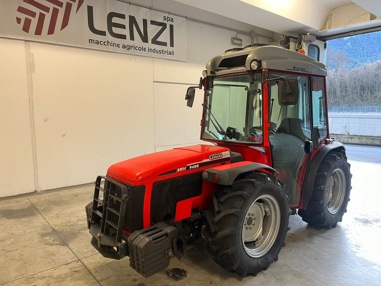 ANTONIO CARRARO SRX 9400 - Traktor: gambar 2 ANTONIO CARRARO SRX 9400 - Traktor: gambar 2