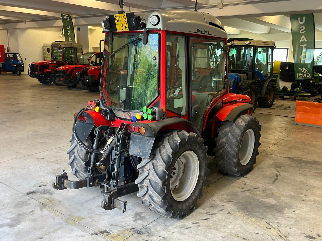 ANTONIO CARRARO SRX 9400 - Traktor: gambar 3 ANTONIO CARRARO SRX 9400 - Traktor: gambar 3