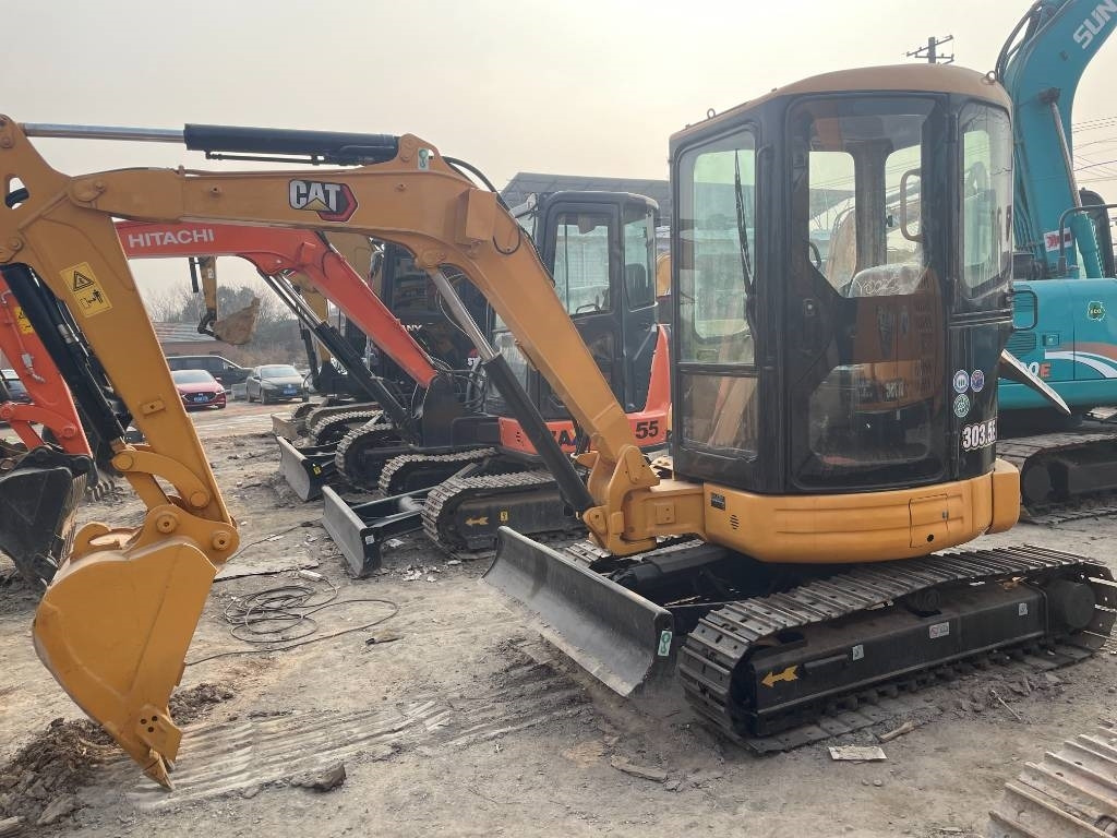 CAT 303.5 E CR - Ekskavator perayap: gambar 1 CAT 303.5 E CR - Ekskavator perayap: gambar 1