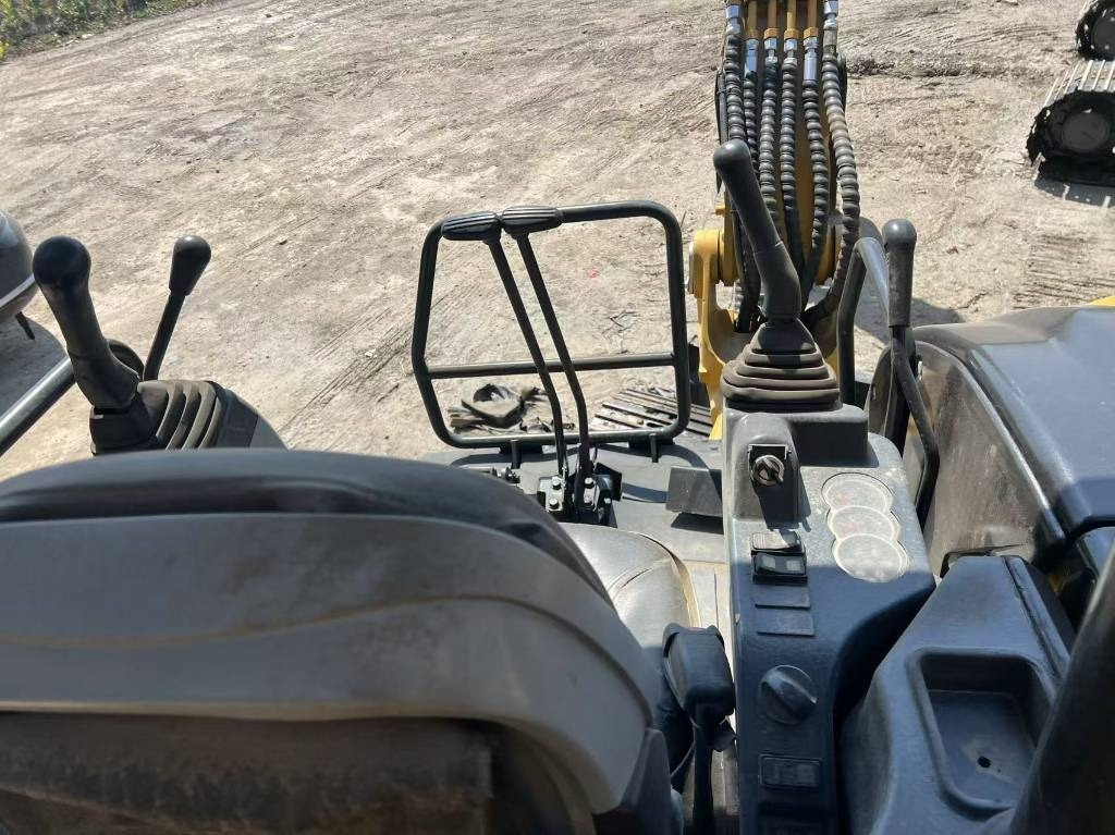 CAT 304 C CR - Ekskavator mini: gambar 5 CAT 304 C CR - Ekskavator mini: gambar 5