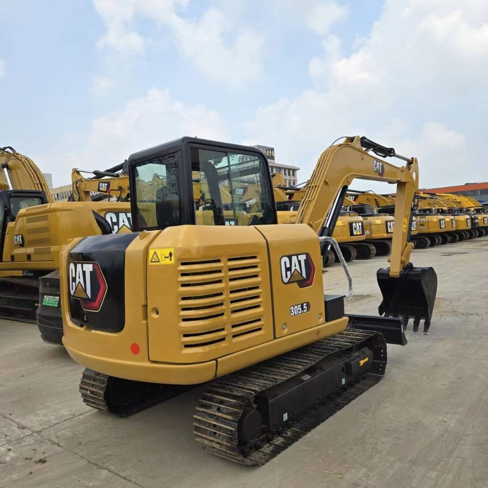 CAT 305 - Ekskavator mini: gambar 1 CAT 305 - Ekskavator mini: gambar 1