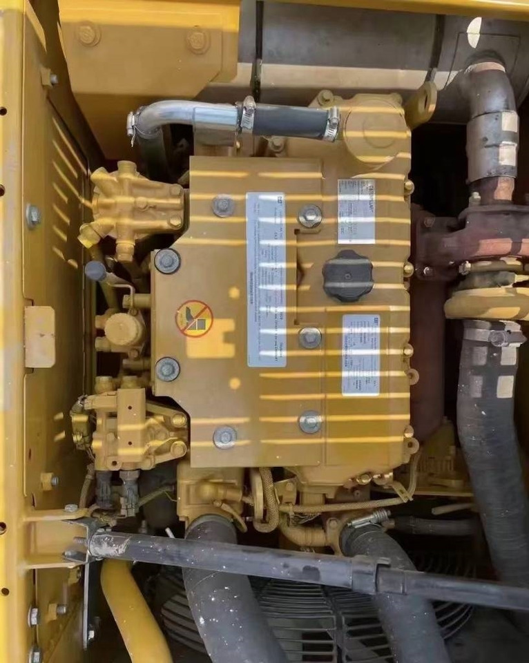 CAT 312 - Ekskavator perayap: gambar 4 CAT 312 - Ekskavator perayap: gambar 4
