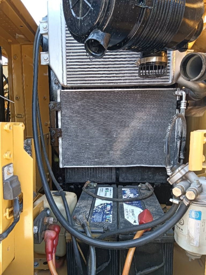 CAT 313 D - Ekskavator roda: gambar 5 CAT 313 D - Ekskavator roda: gambar 5