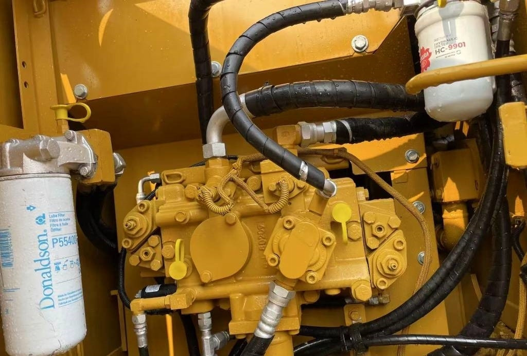 CAT 315 D - Ekskavator perayap: gambar 2 CAT 315 D - Ekskavator perayap: gambar 2