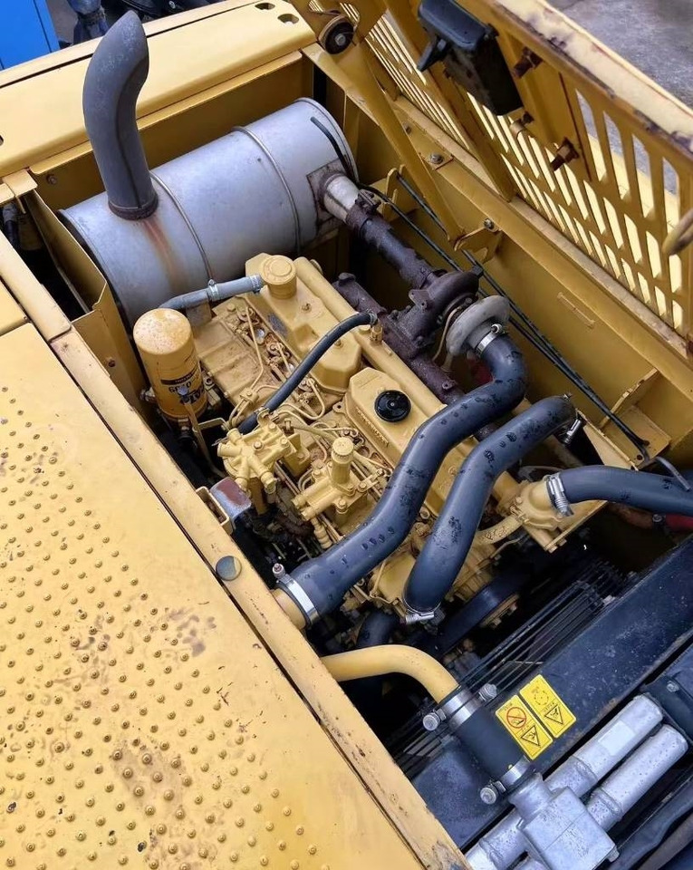 CAT 320 C - Ekskavator perayap: gambar 4 CAT 320 C - Ekskavator perayap: gambar 4