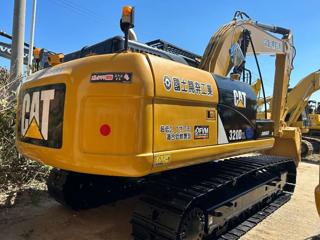 CAT 320 D - Ekskavator perayap: gambar 5 CAT 320 D - Ekskavator perayap: gambar 5